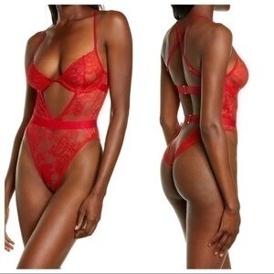 NWT Mapale Strappy Underwire Red Teddy Floral Lace Bodysuit Size 8
